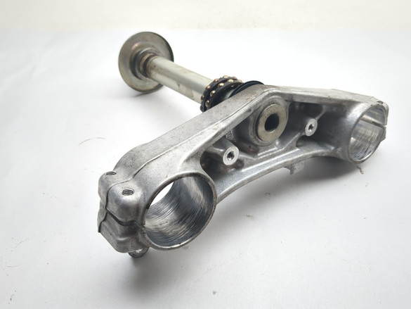 08-10 Suzuki GSXR 600 750 Front Lower Triple Tree Yoke Stem Clamp