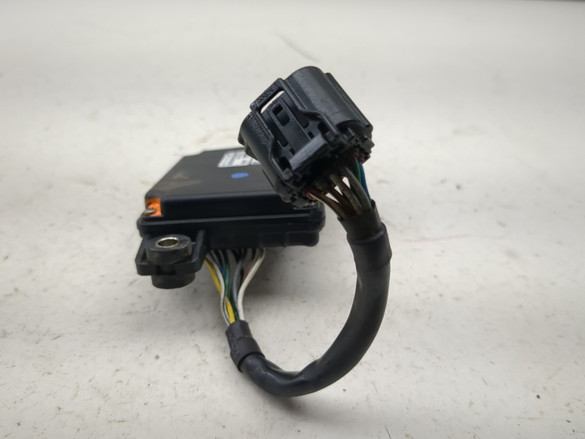 21-24 Triumph Street Twin Immobilizer Control Unit T2504061 - Sun