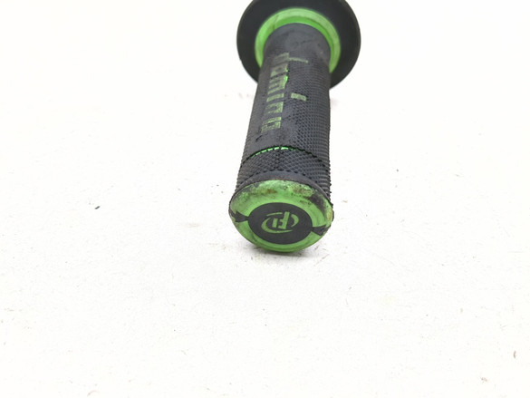 13-18 Kawasaki ZX 636 ZX6R Front Domino A450 Handlebar Grip Set