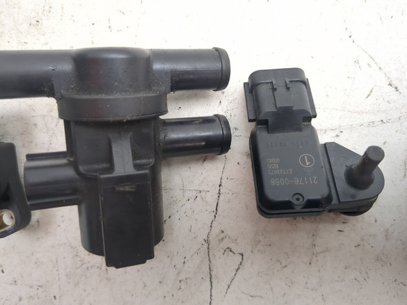 07-08 Kawasaki Ninja ZX600 ZX6R Sensor Solenoid Relay Set 21176