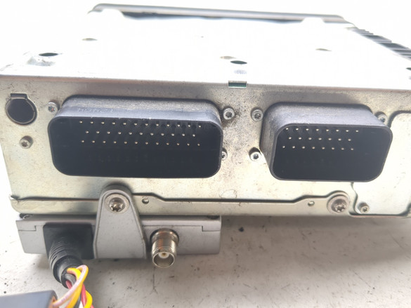 10-13 Harley FLHTK Electra Glide Ultra Front Radio Head Unit 76160