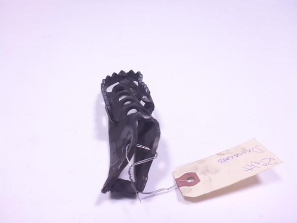 12 Triumph Tiger 800 Right Driver Foot Peg DAMAGED 12 Triumph Tiger 800 Right Driver Foot Peg DAMAGED