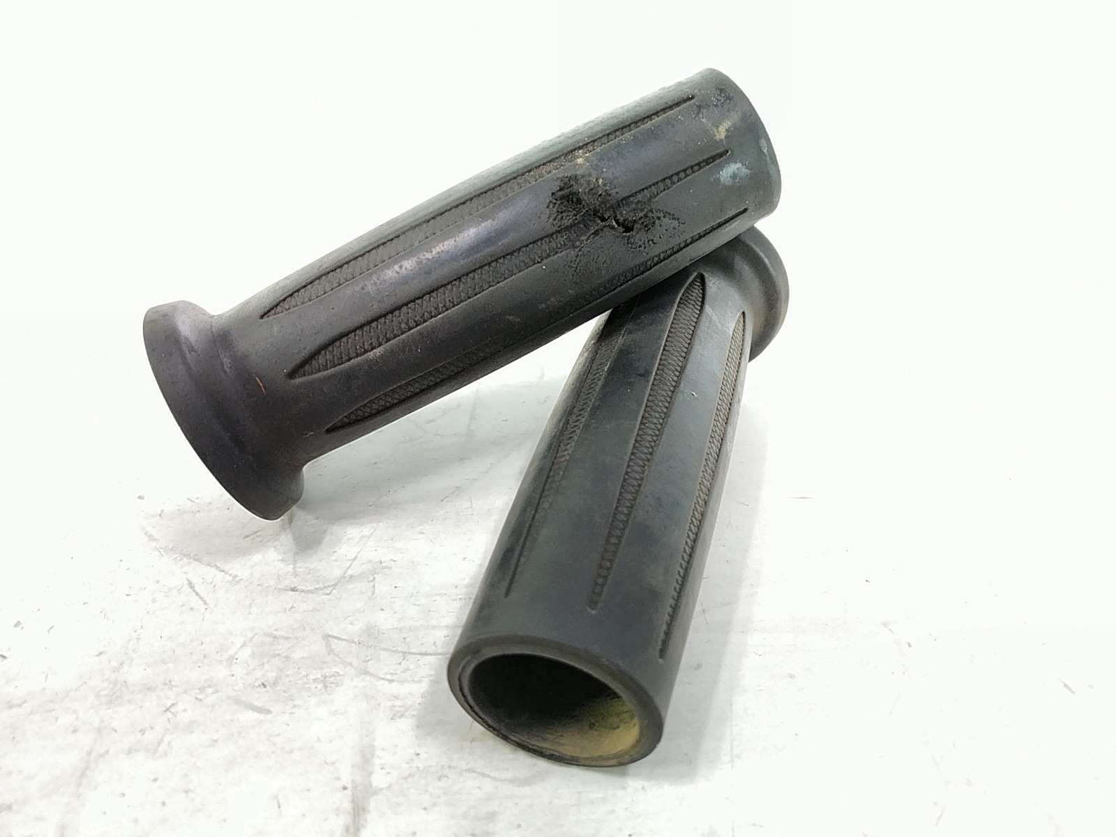 10 Victory Cross Roads Throttle Tube And Grips