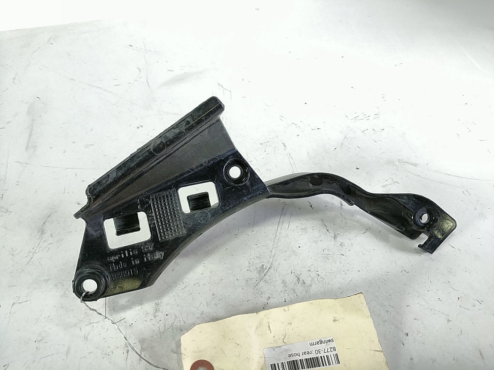 07-Up APRILIA 850 MANA Iner Fairing Tray Rear Hose Compartment 856915