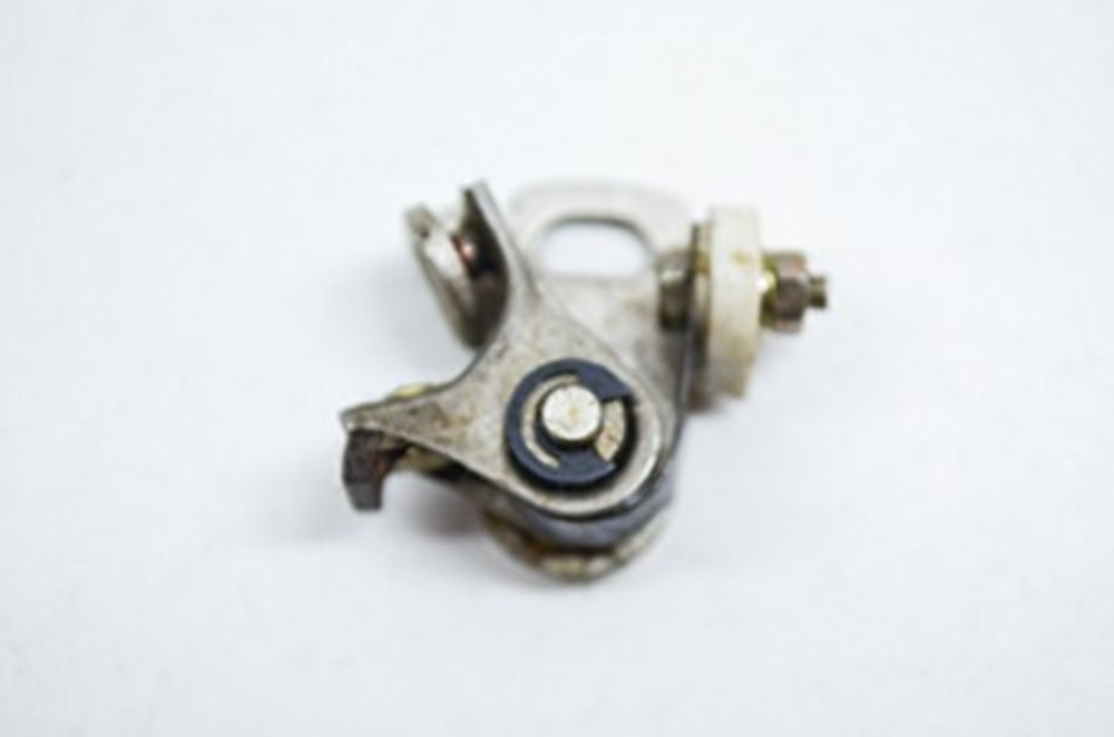 CONTACT BREAKER ASSEMBLY Genuine Yamaha OEM 1A0-81621-20-00