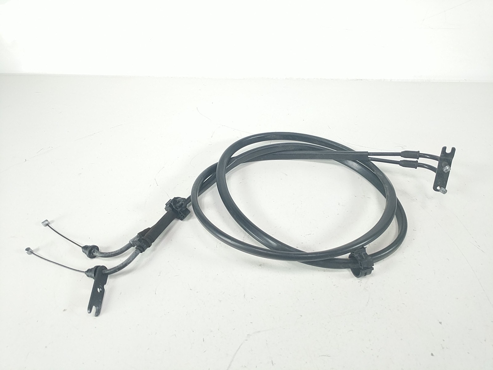 15 Yamaha SMAX Throttle Cable Lines 2LD0111-4J25