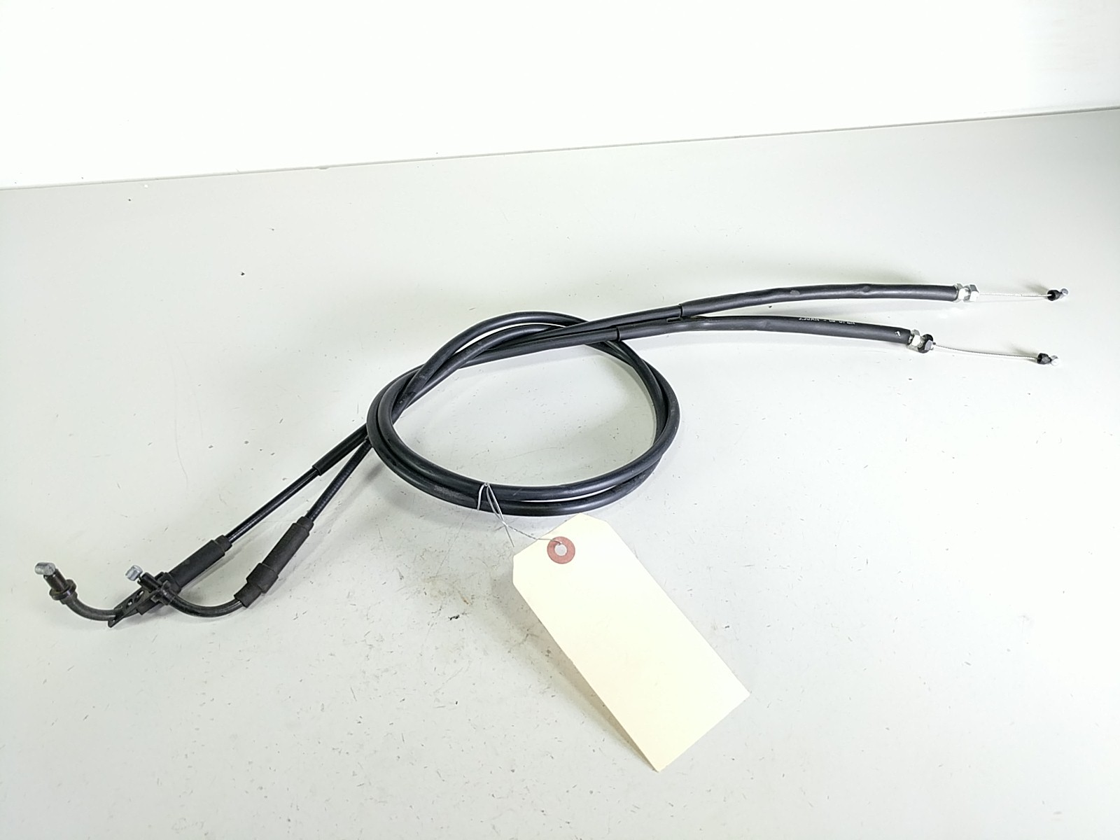 09 Aprilia Mana 850 Throttle Cable Lines