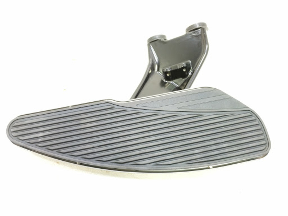 Yamaha 18-21 Star Venture 2DF-27420-10-00 Front Right Footrest Floorboard Assy