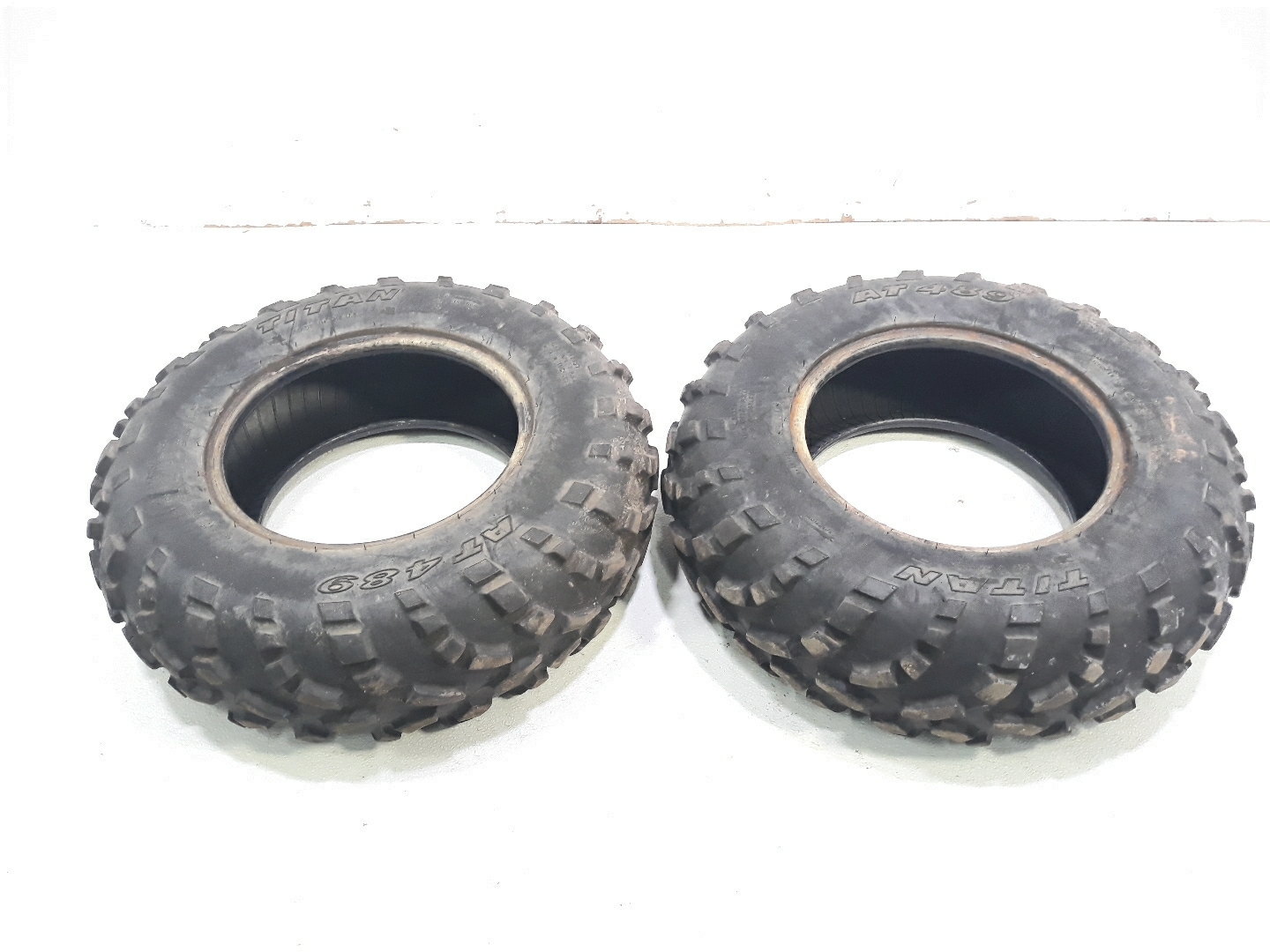 00 01 02 Polaris Xpedition 325 Tire Carlisle TITAN AT489 24 x 8-12 489337