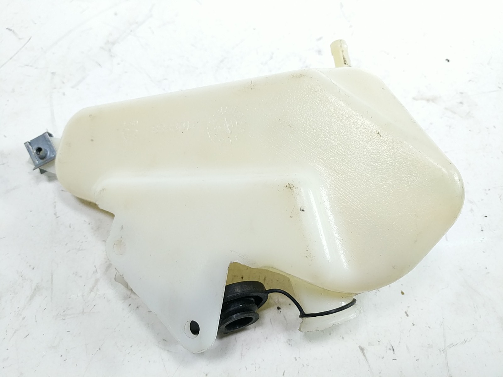 15-17 TRIUMPH TIGER 800 Coolant Overflow Reservoir Bottle Tank A