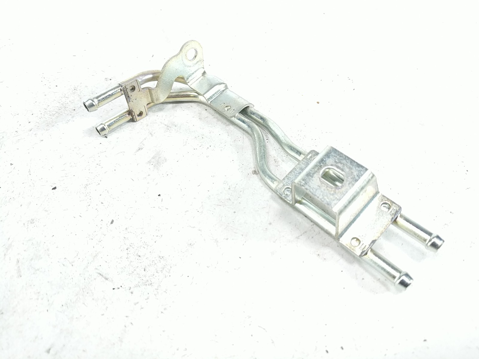 13 Suzuki GSXR 600 750 GSXR600 Air Valve Hose Lines