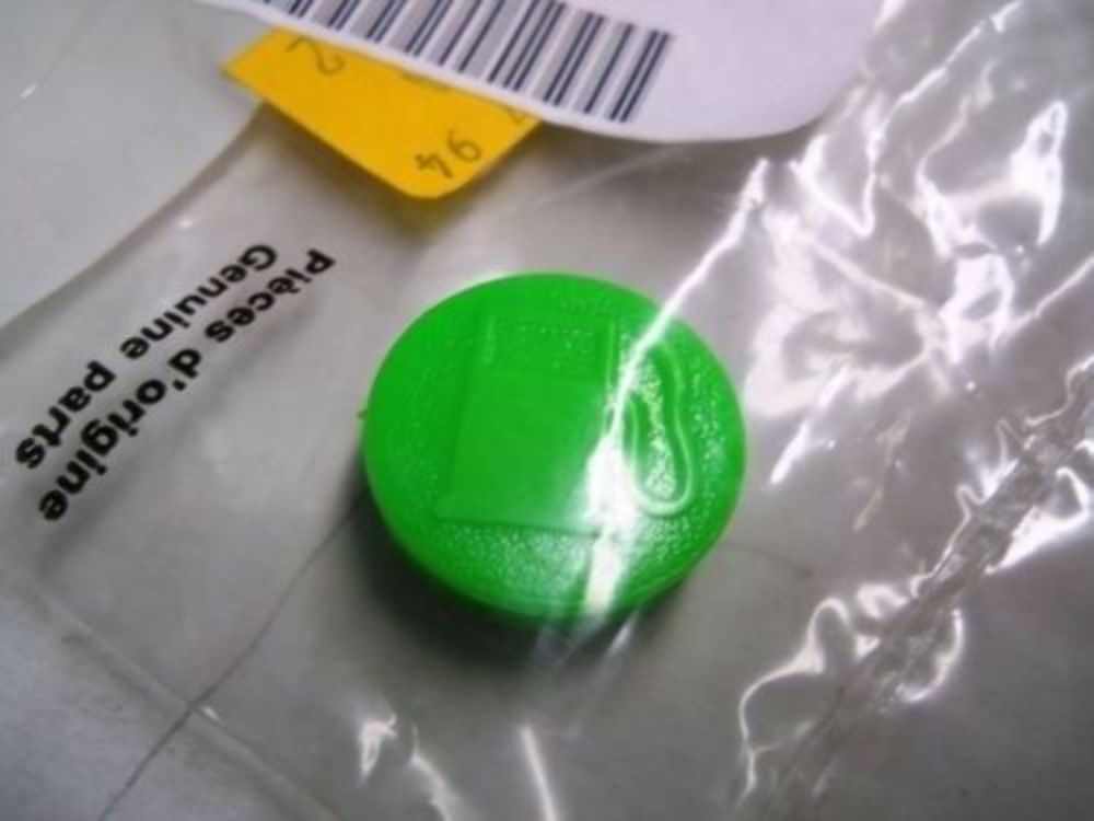 Bombardier  BRP  OEM  Sea  Doo  Green  Fuel  Cap  Snap  Plug  293000032