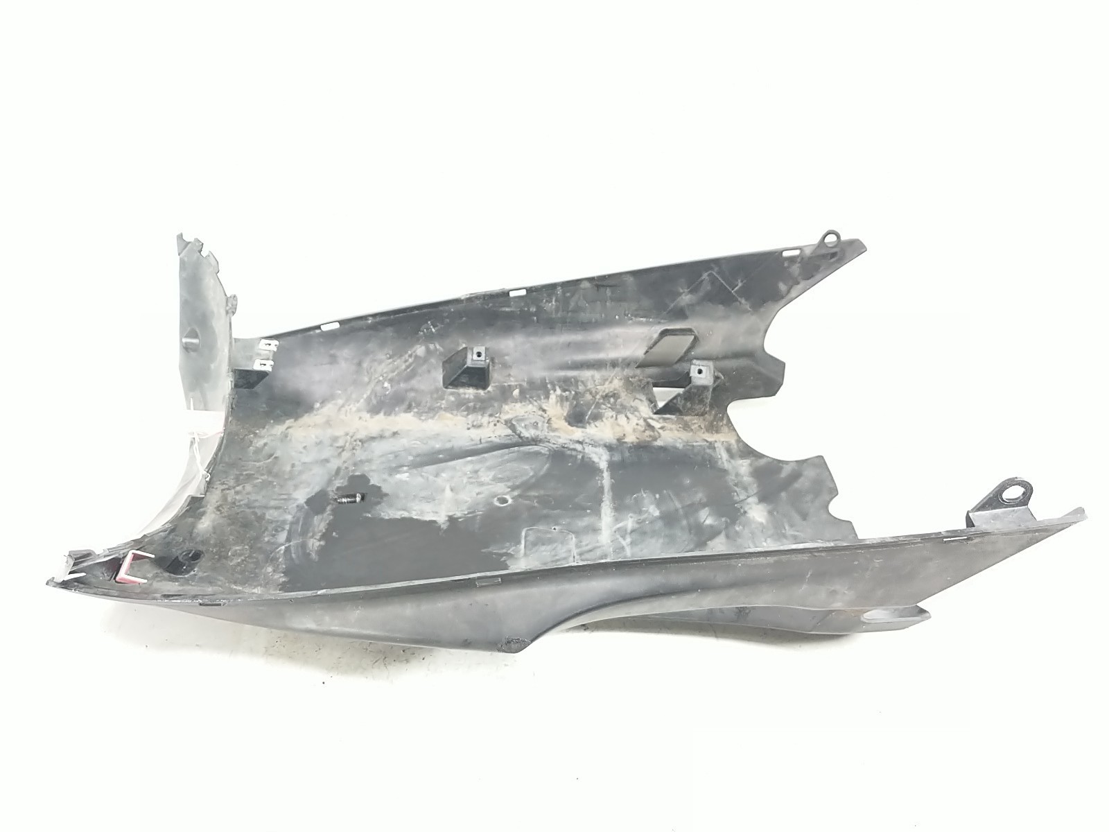 19 Yamaha SMAX Lower Cover Plastic Inner Damaged