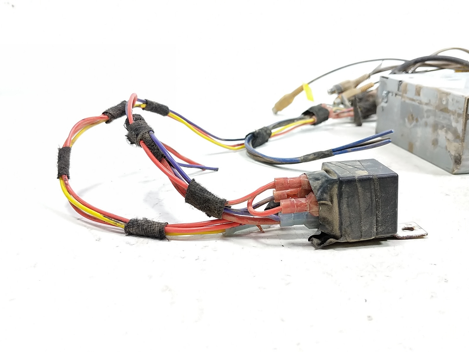 17 Polaris Slingshot SL Pioneer Radio Control Unit Module Box 4250A-C95