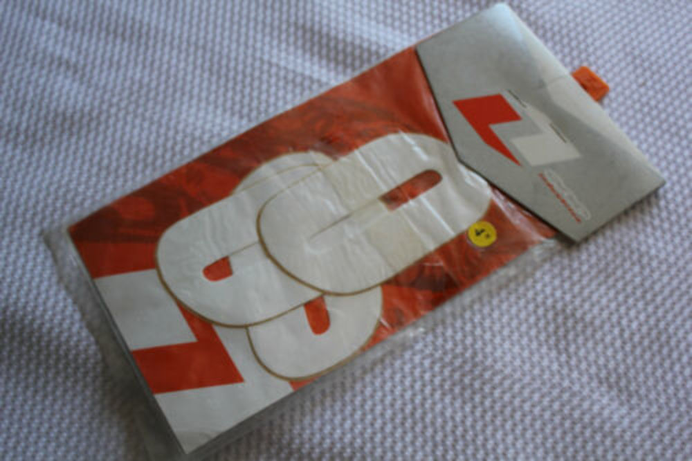 ONE INDUSTRIES 4 INCH NUMBER 0 WHITE DECALS NU4