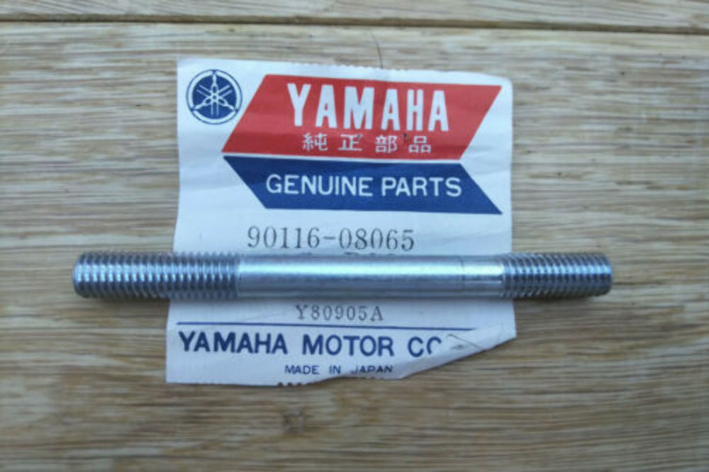 QTY 3 | 90-10 Yamaha Road RT100 Crankcase Stud 90116-08065-00