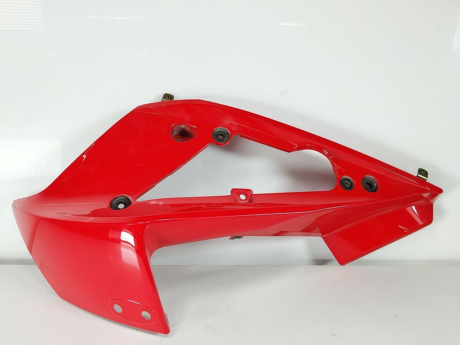 15 Hyosung GT250R GT 250 Red Right Side Mid Fairing Plastic 94411HC9700