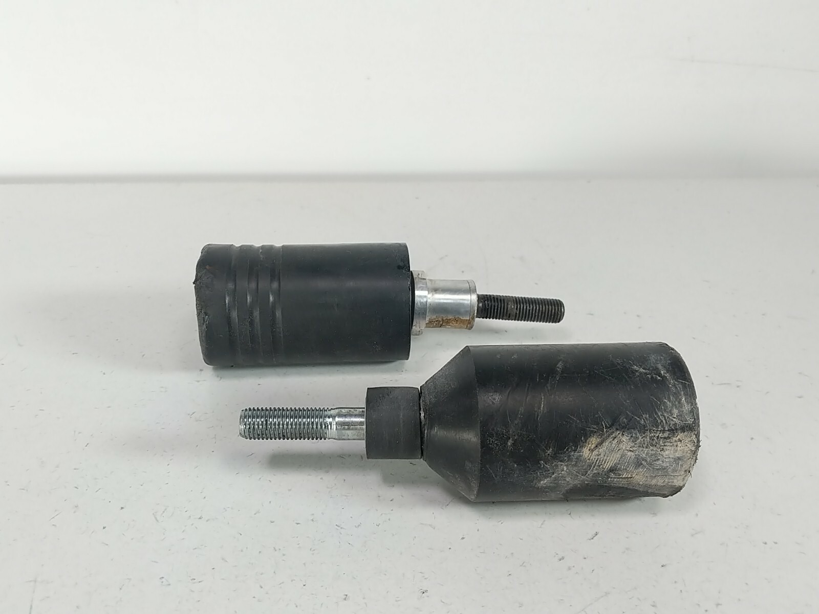 03 Yamaha YZF-R6 R6S Frame Sliders Damage