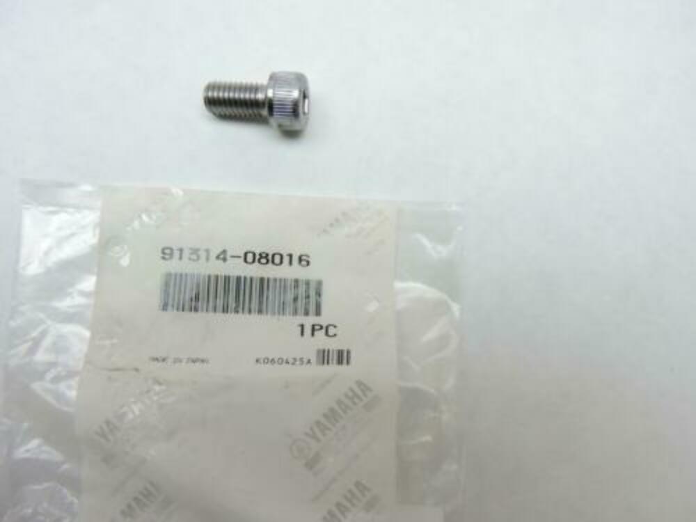 Yamaha Socket Bolt FJR1300 XVZ13 XVS65 XVS1100 XV17 XV1600 OEM 91314-08016