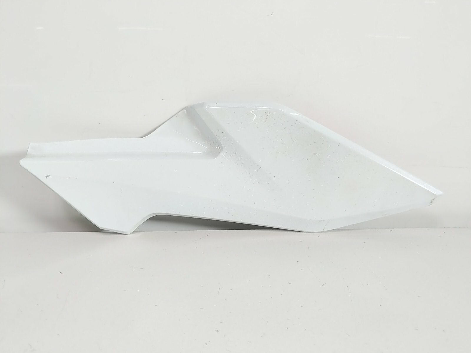 21 Honda CBR500R CBR 500 White Right Side Mid Fairing Plastic 83511-MKP-J000