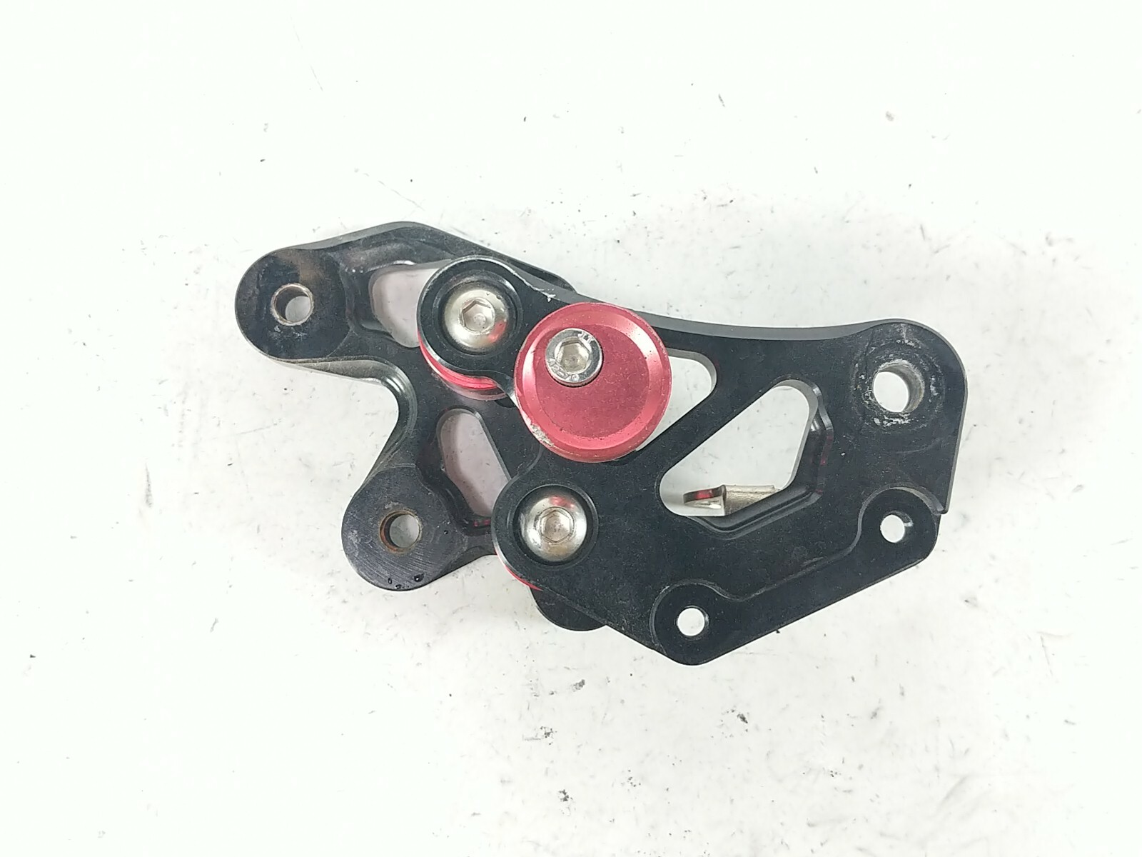 06 07 Suzuki GSXR 600 750 MAD MOTO Right Rearset Front Driver Peg Mount Bracket