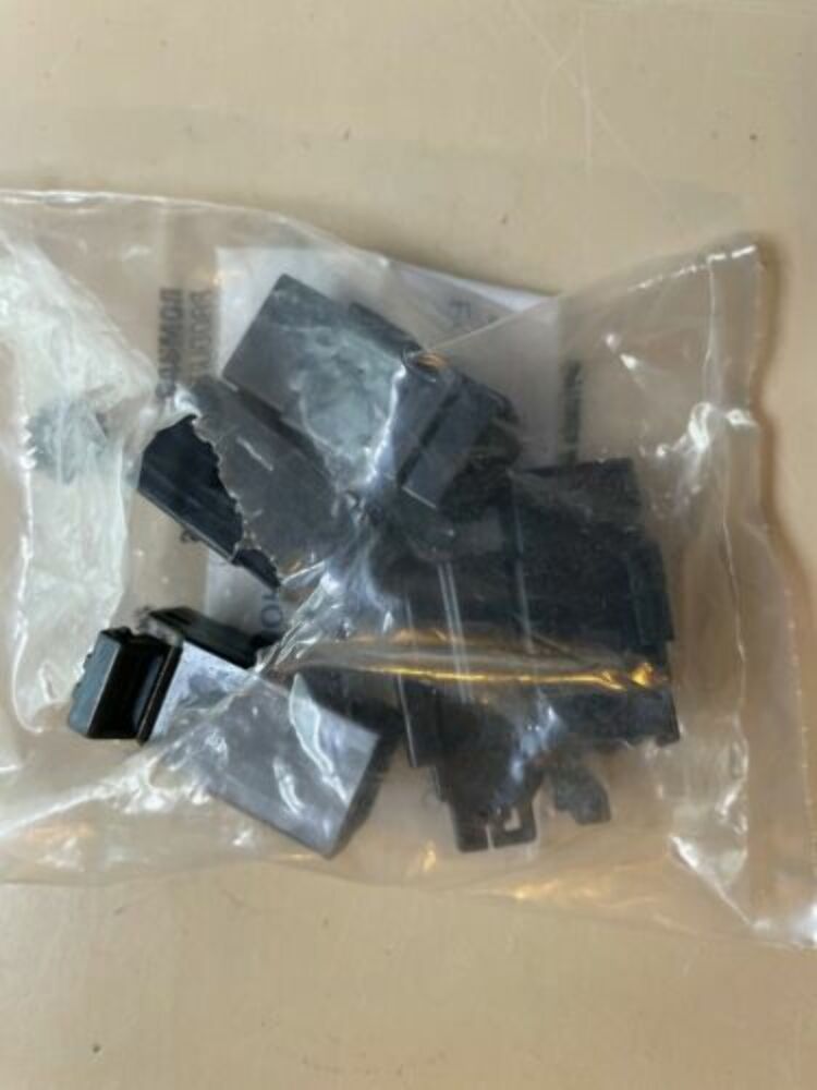 Ski-Doo New OEM Housing Male 515175494