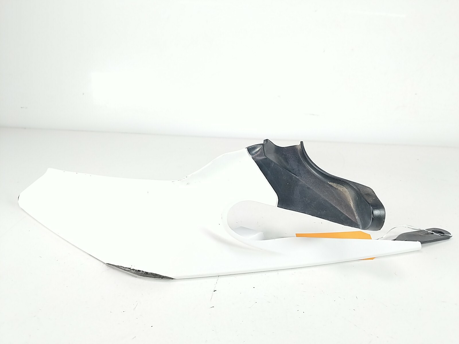 19 KTM 390 Duke White Right Rear Tail Fairing Cover Plastic