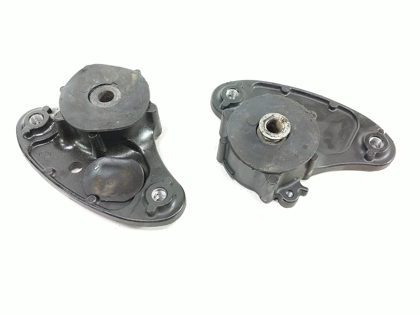 18 Yamaha Star Venture XV1900 Engine Motor Mount Bracket (A)