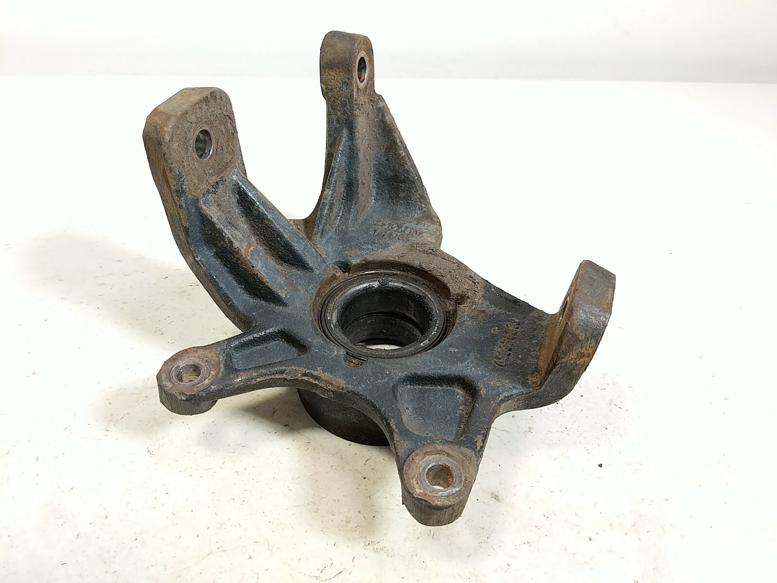 17 Textron Stampede 900 Front Right Wheel Spindle Knuckle Carrier