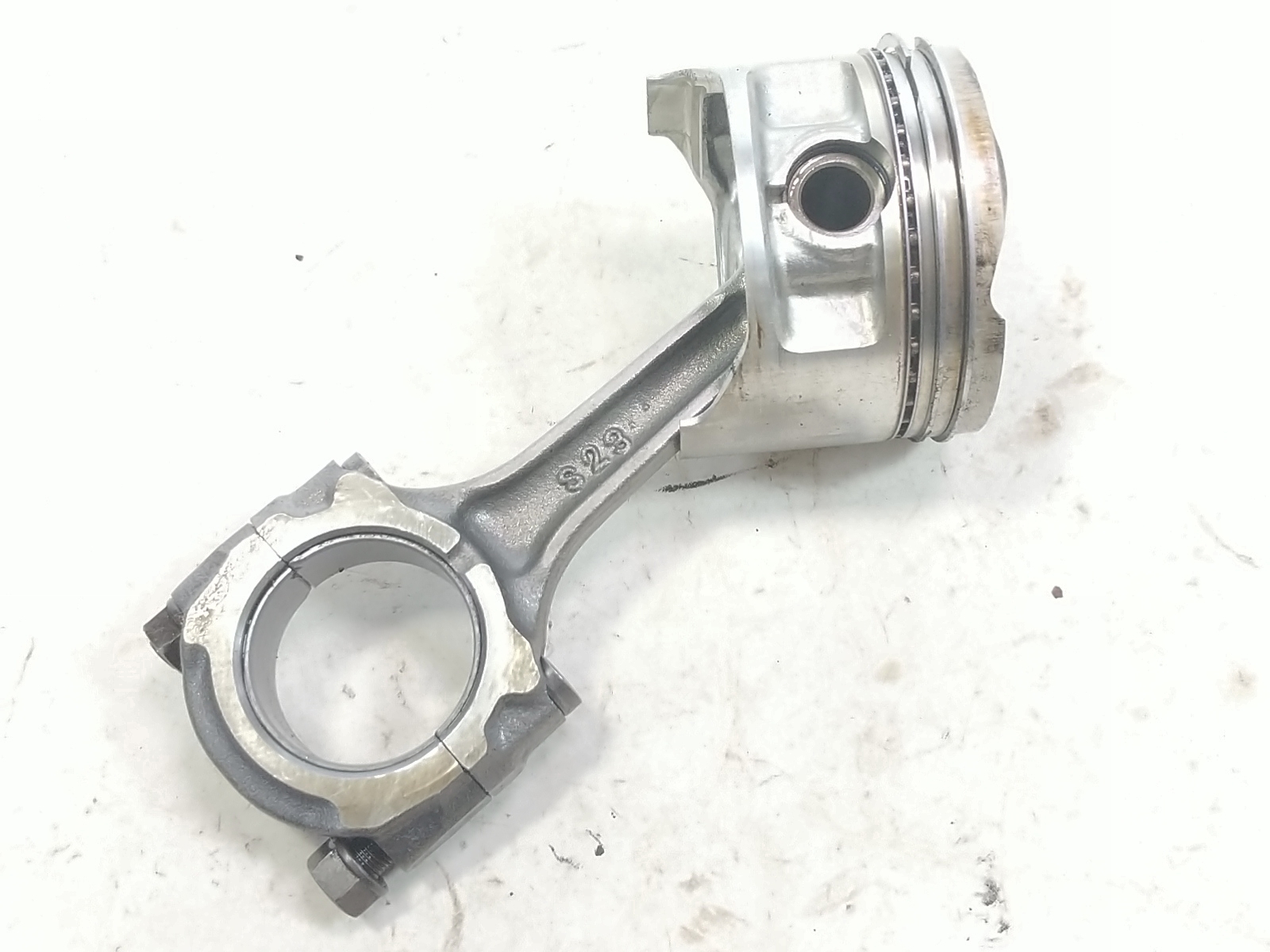 88 Kawasaki Mule 1000 KAF450 Piston and Rod (B)