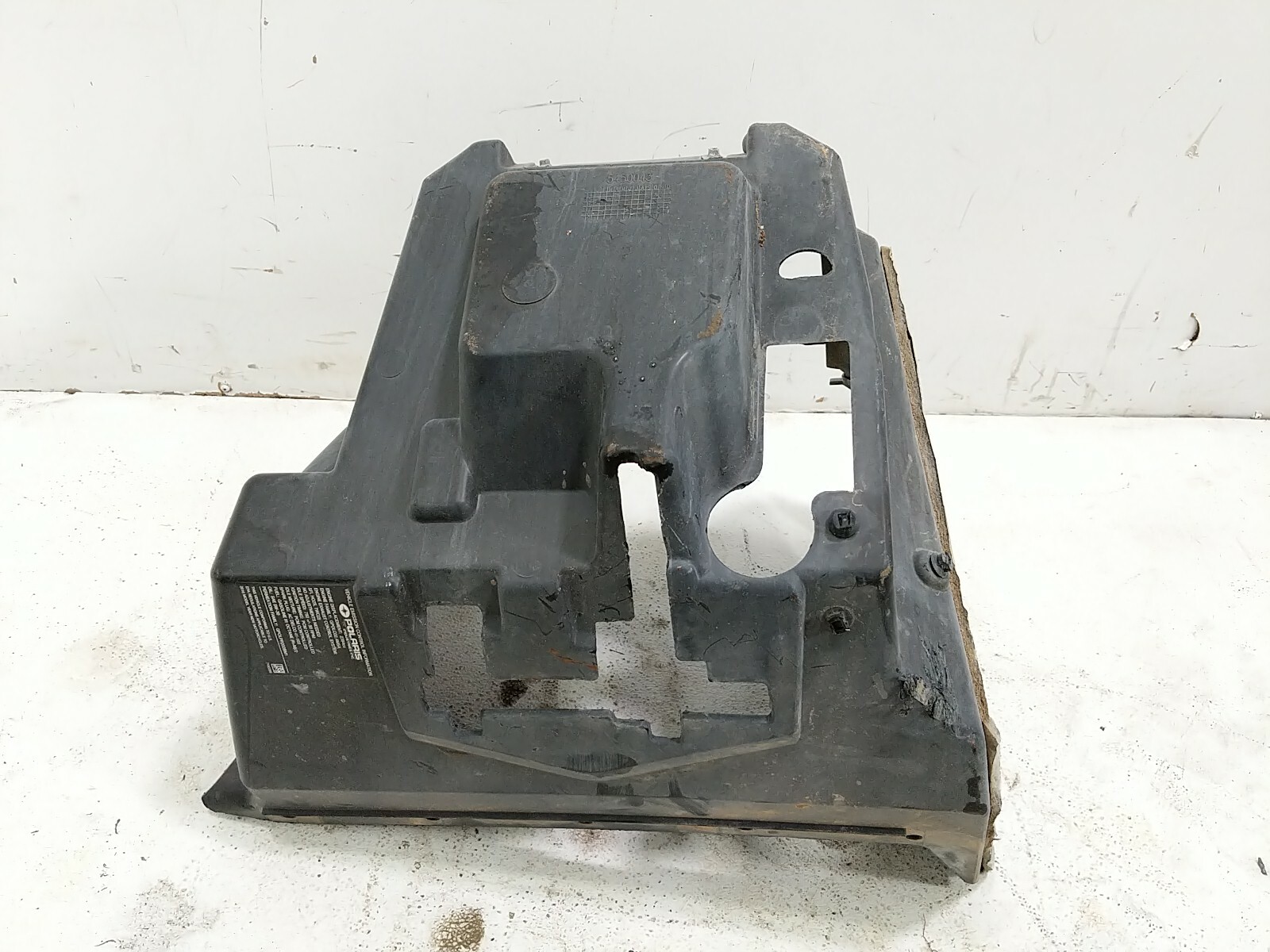 16 Polaris Slingshot SL Front Left Driver Foot Well Plastic