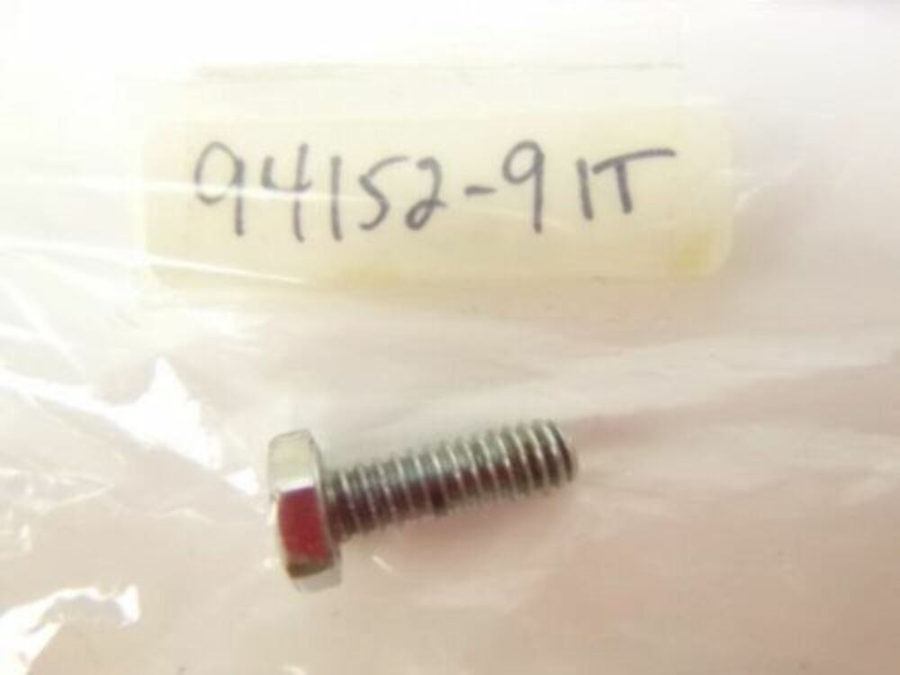 Harley Davidson OEM 94152-91T Screw QTY 3