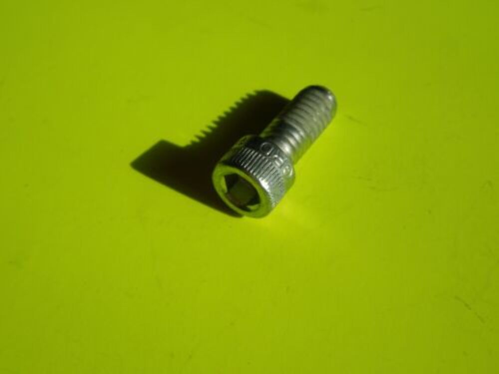 Harley Davidson 5/16"-18 x 3/4" Hex Socket Head Grade 8 Screw P/N 3201WA QTY2