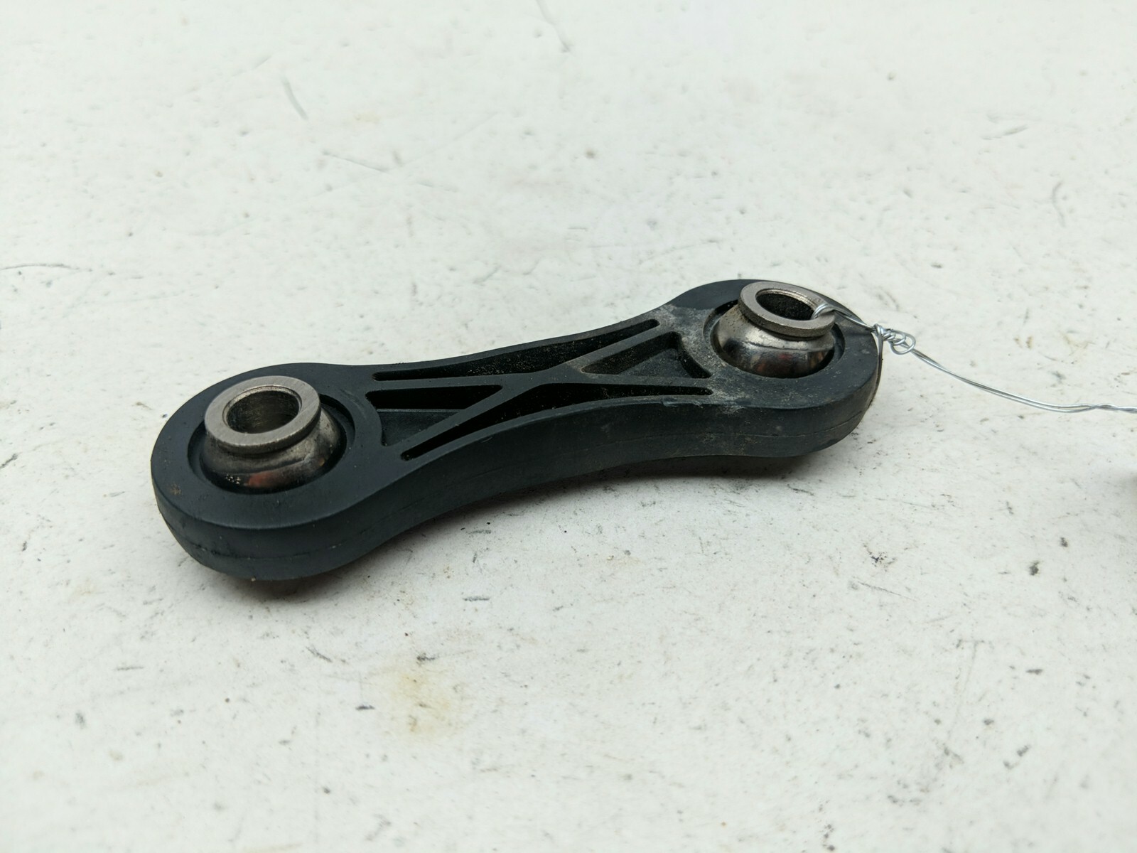 13 Can Am Spyder ST Limited Front Tie Rod End Link Connector Mount Bracket  (A)