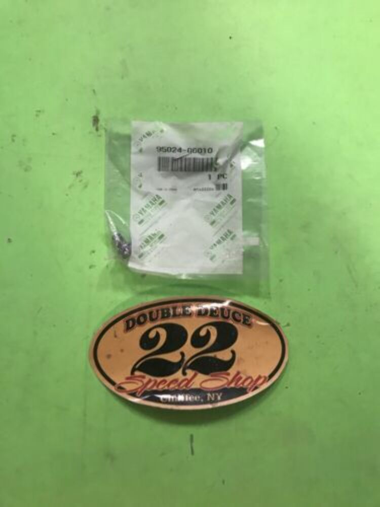 GENUINE Yamaha 95024-06010 BOLT QTY2