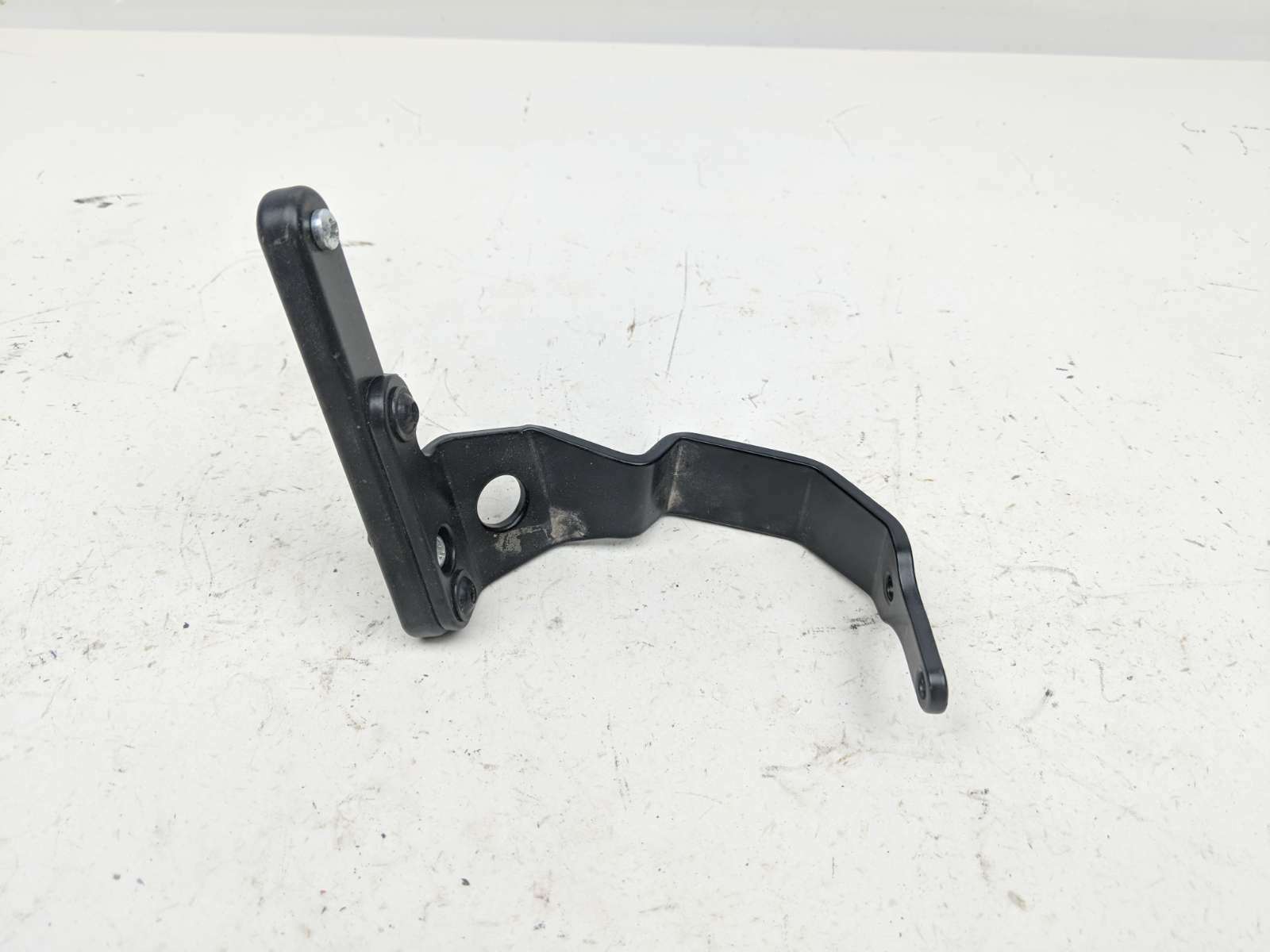 16 Kawasaki KLZ 1000 Versys Mount Bracket (B)