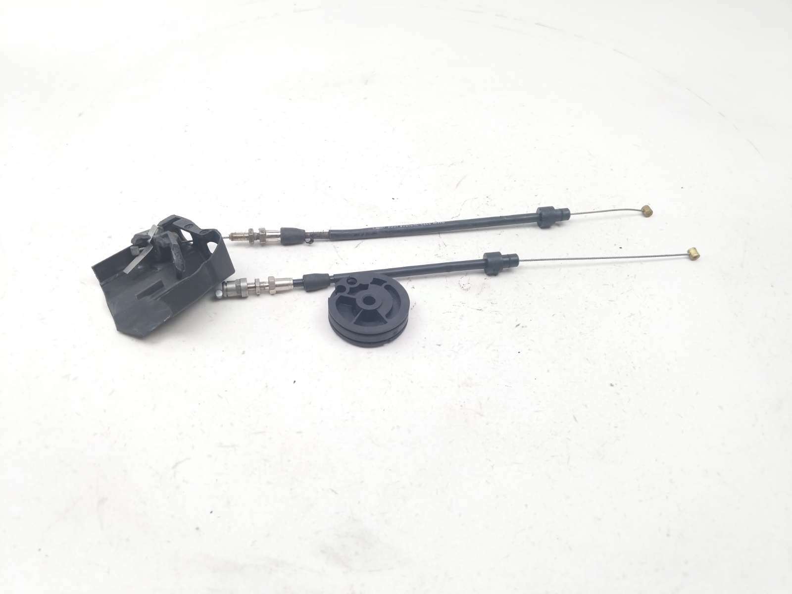 09 BMW R1200GS Adventure Throttle Cable Valve 3273767056710