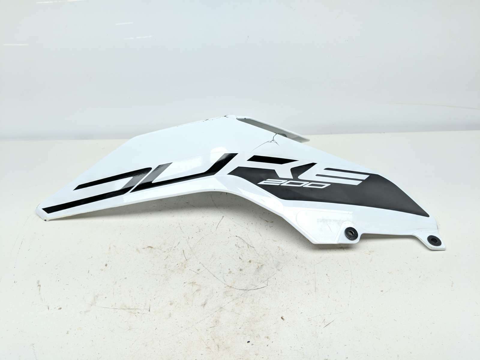 21 KTM 200 Duke Front Left Upper Fairing Cover Panel Plastic