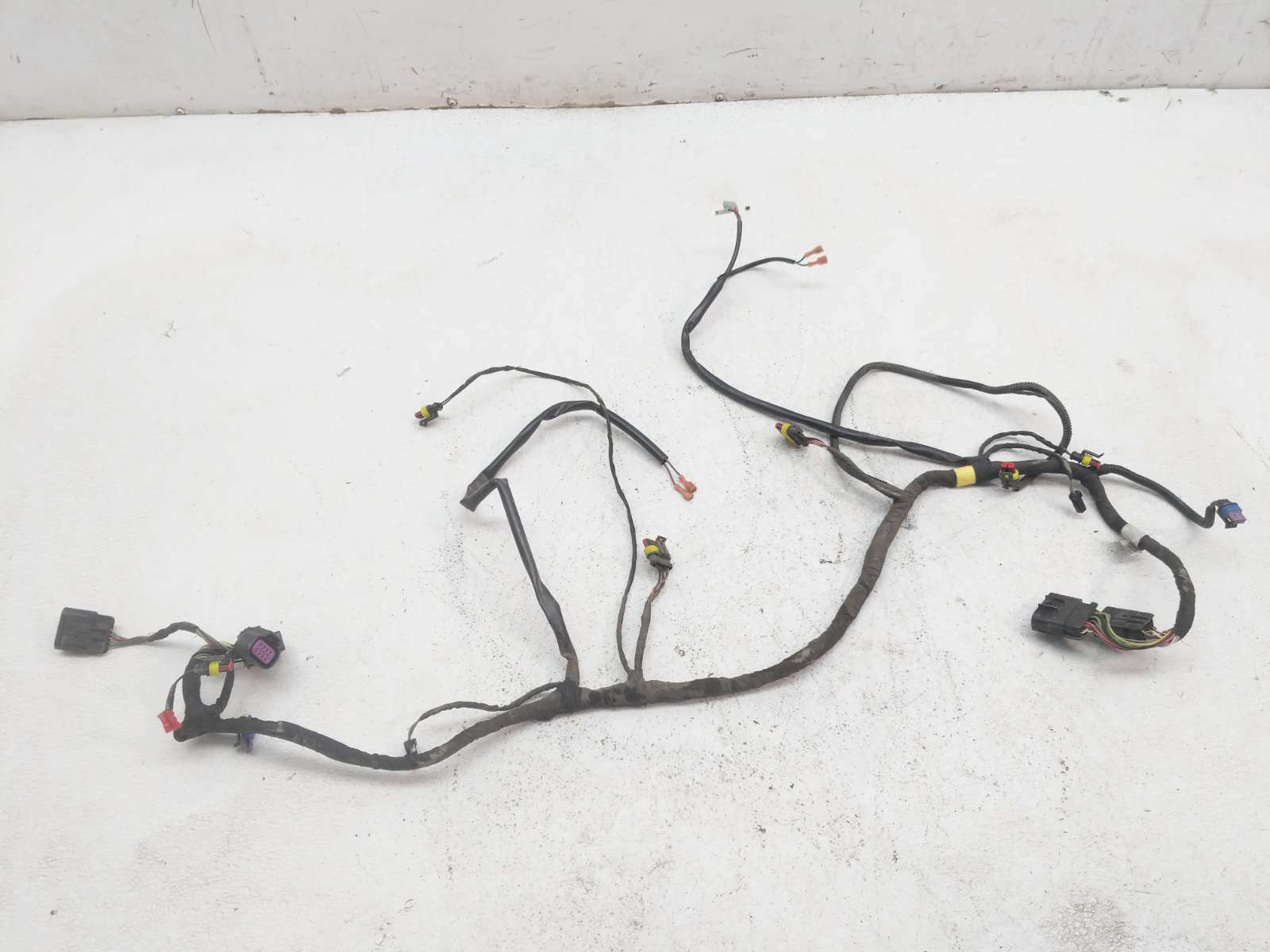 11 Can Am Spyder RT SE5 Rear Cargo Sub Wire Wiring Harness 710001490