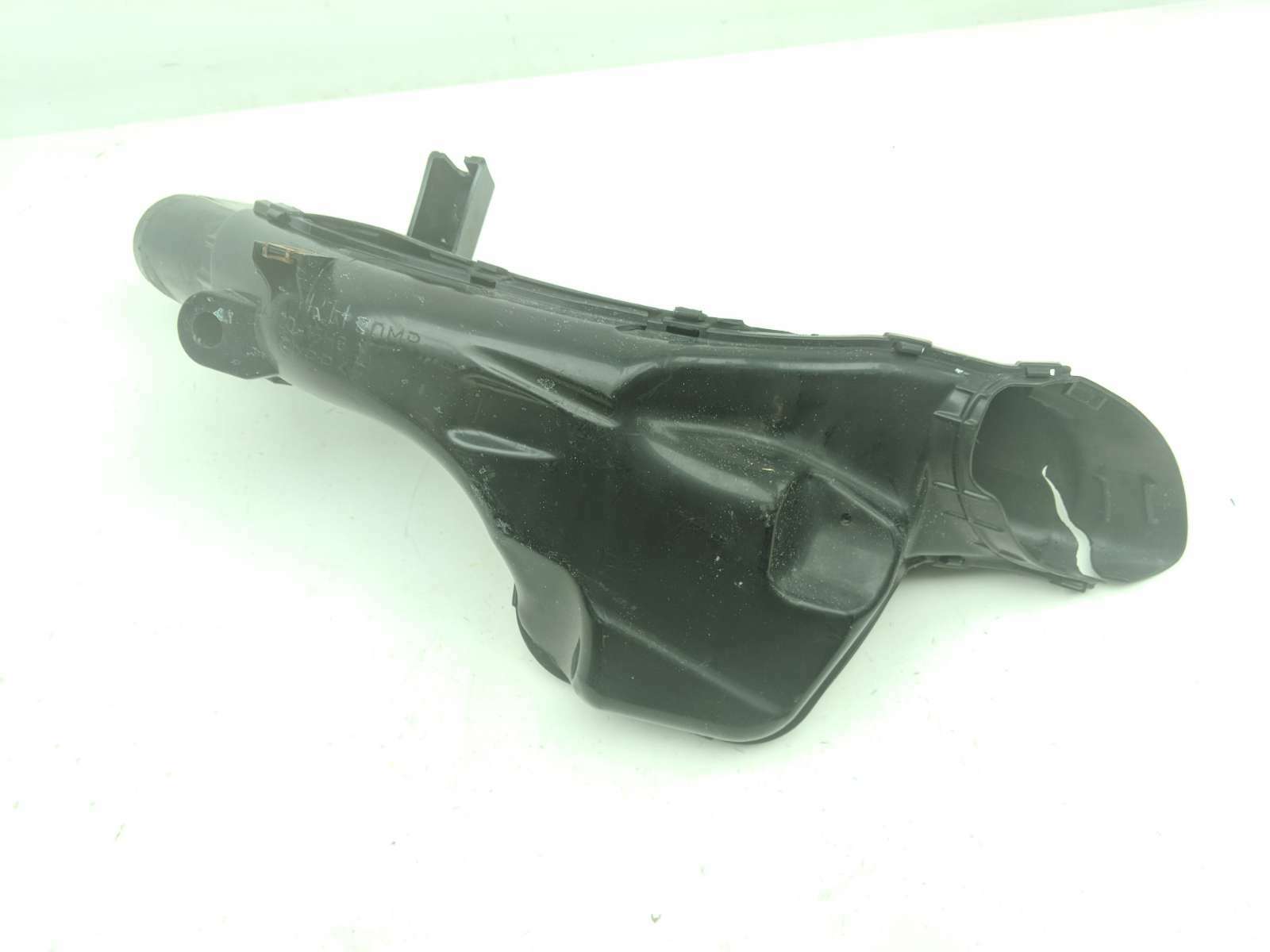 08 18 Suzuki GSX1300R Hayabusa Right Intake Ram Air Tube 94420-15HO