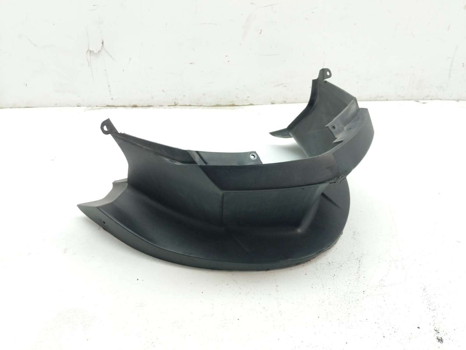 09 Can Am Spyder GS Roadster 990 Front Lower Hood Bumper Cover Panel 705001391