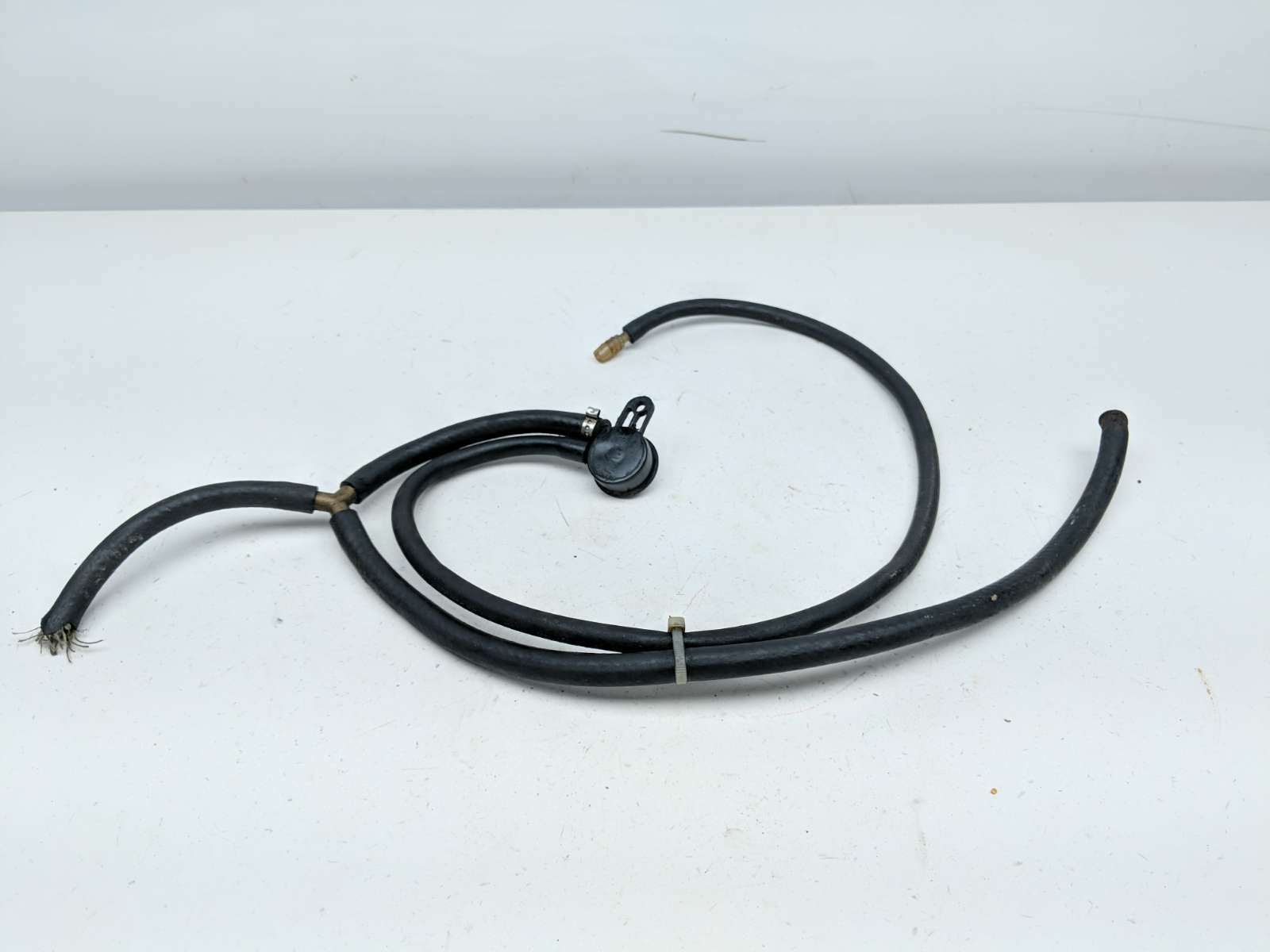 16 Odes Dominator X2 1000 4x4 LT EPS Gas Fuel Line Hose