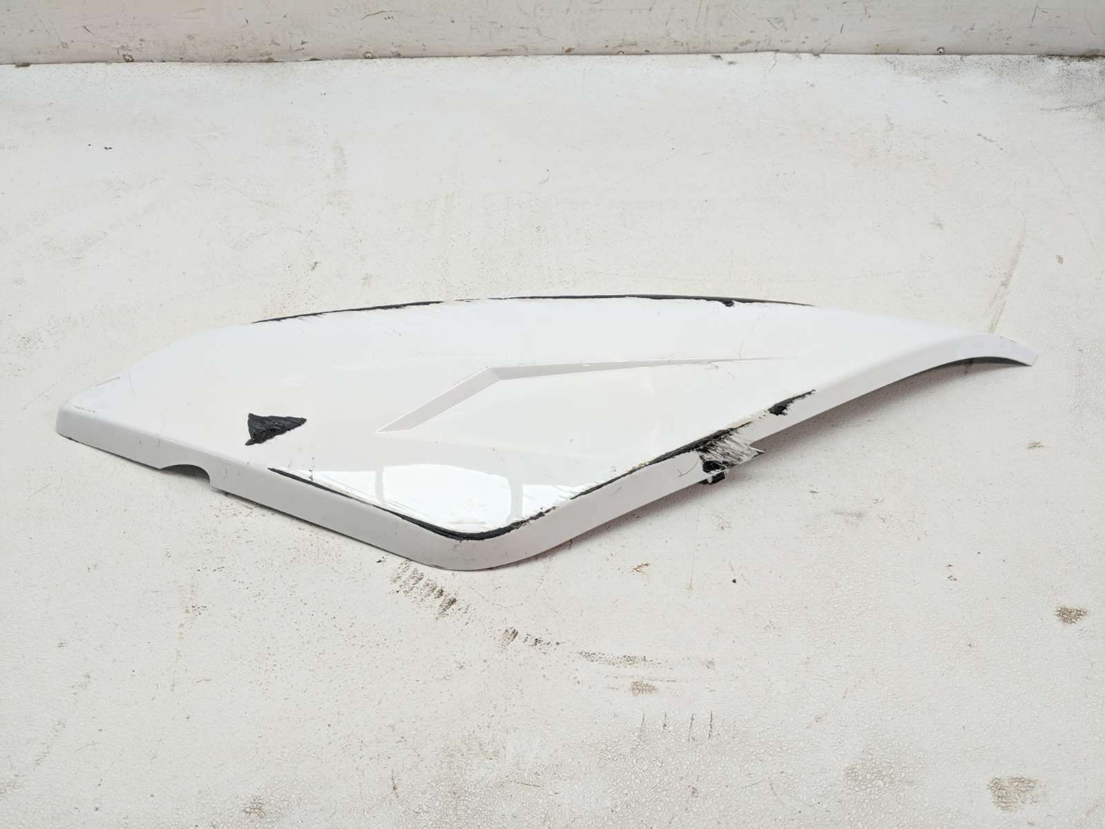 19 Polaris Slingshot S Rear Left Outer Wing Cover Panel Plastic 5455295