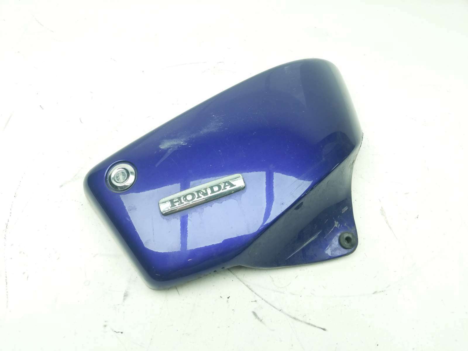 04 Honda Shadow Sabre VT1100 Right Side Cover Lower Seat Panel 83500-MAH-000