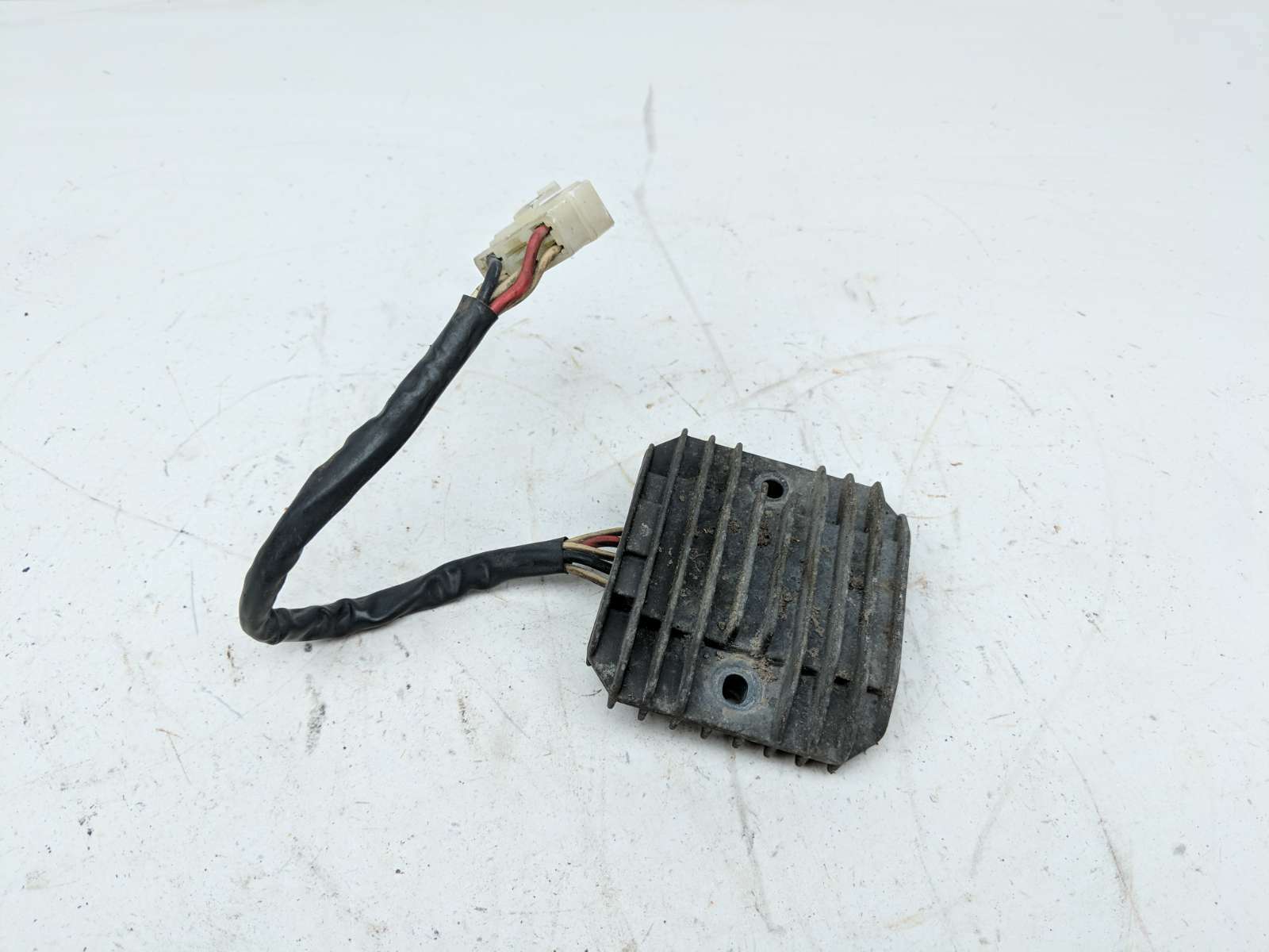 96 Yamaha XVZ1300 Royal Star Venture Voltage Regulator Rectifier