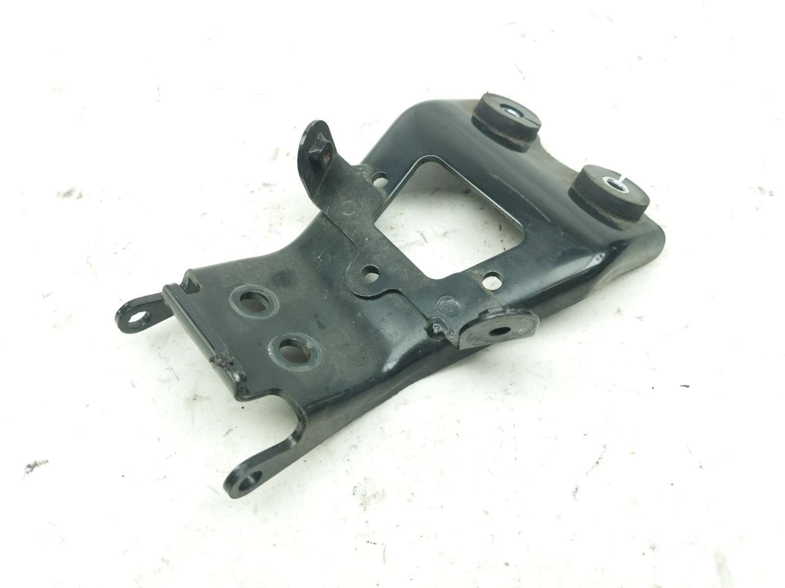 15 Yamaha YZF R3 Rear Gas Fuel Tank Reservoir Mount Bracket