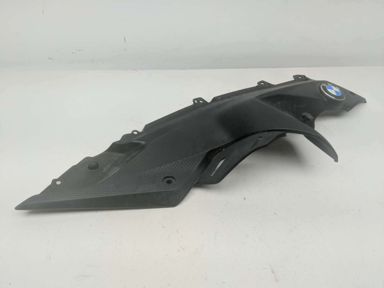 17 BMW R1200RS Front Right Side Leg Fairing Cover Panel Plastic 40924077090R