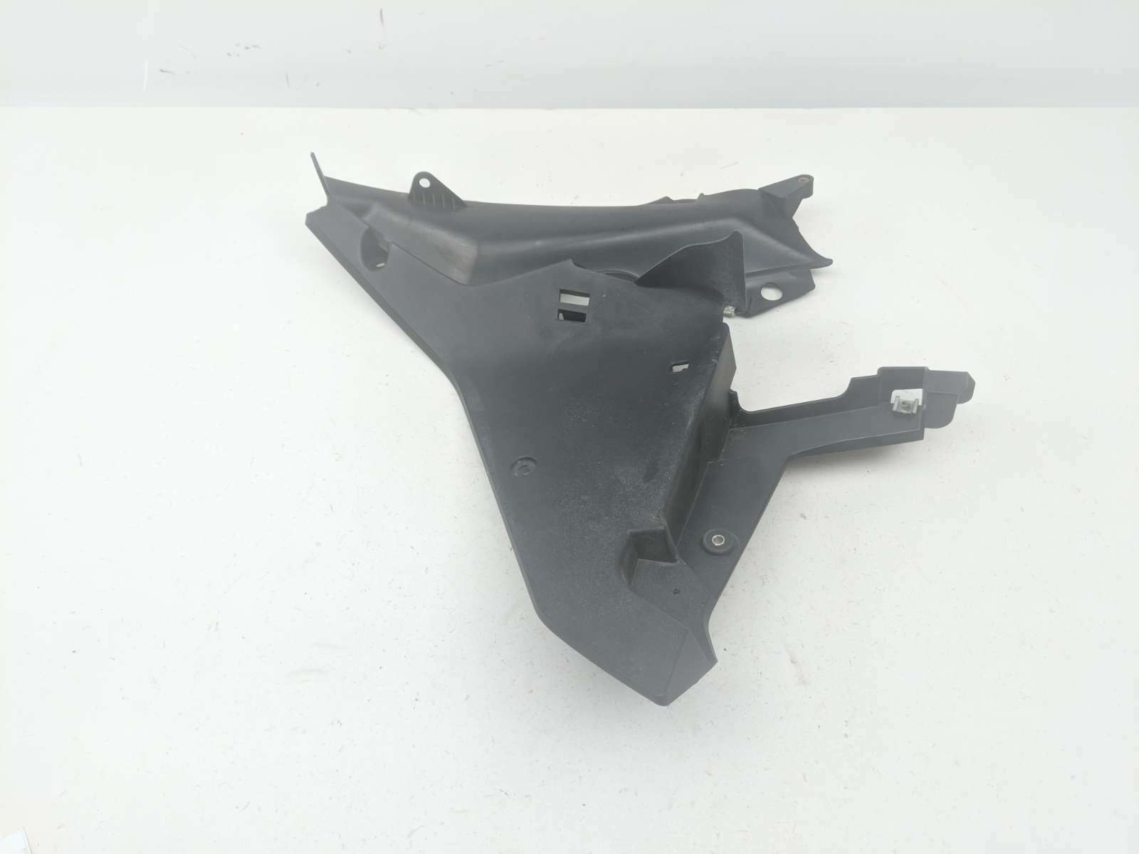 17 BMW R1200RS Right Side Inner Fairing Trim Cover Panel Plastic 46638545322