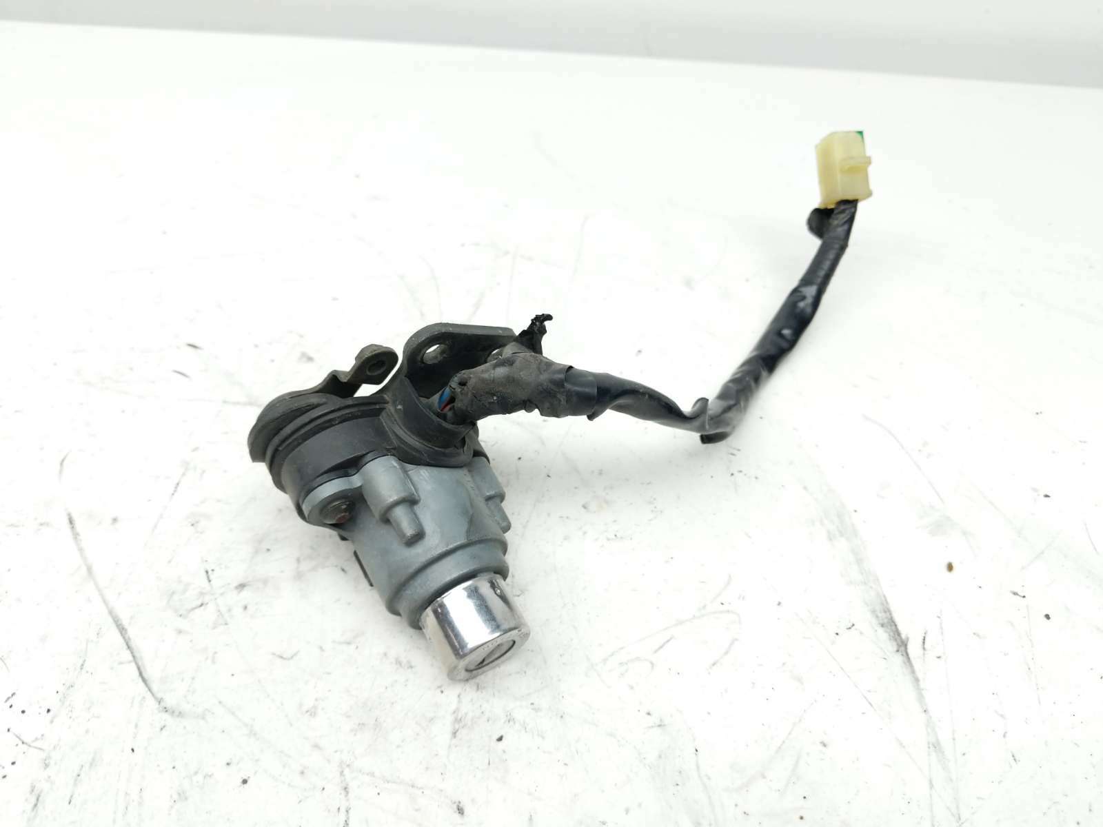 03 Honda Shadow Spirit VT750 Lock Ignition No Key