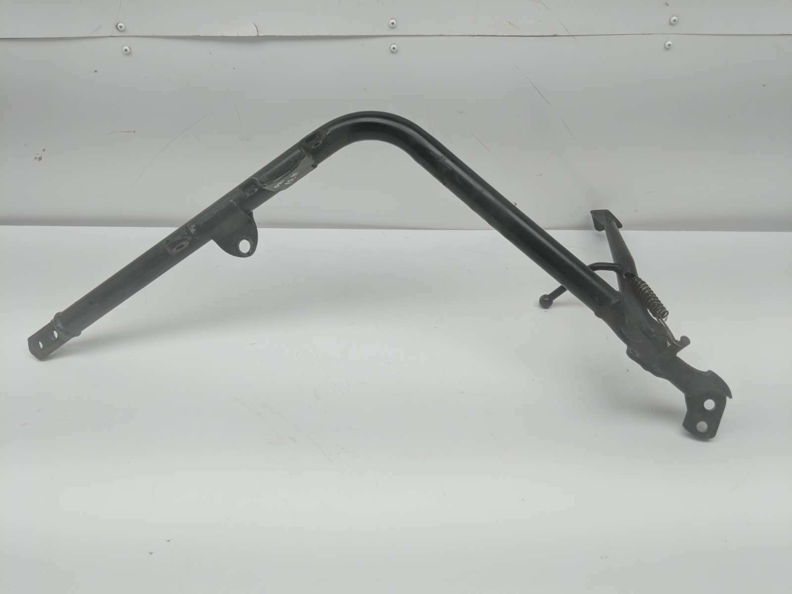 13 14 Triumph Thruxton Classic 900 Frame Engine Motor Side Kick Stand Kickstand